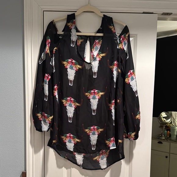 Show Me Your MuMu Red and Cream Cut Out Blouse - Picture 1 of 3